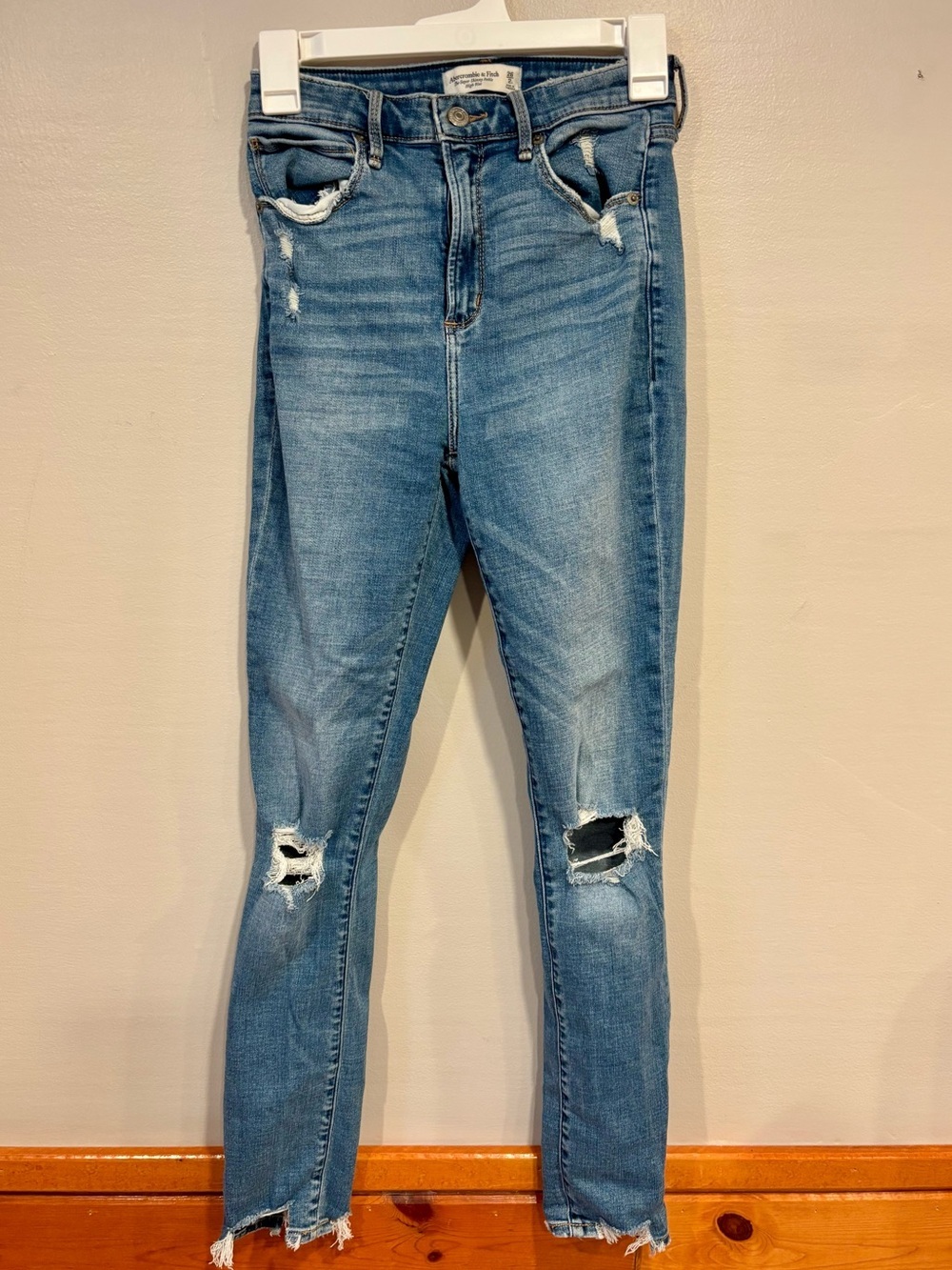 Abercrombie & Fitch The Super Skinny Ankle High Rise Jeans Distressed Blue 26 2